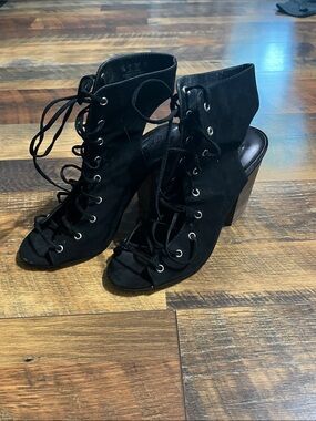 Carlos by Carlos Santana Black Lace-Up Peep Toe Block Heel Ankle Booties